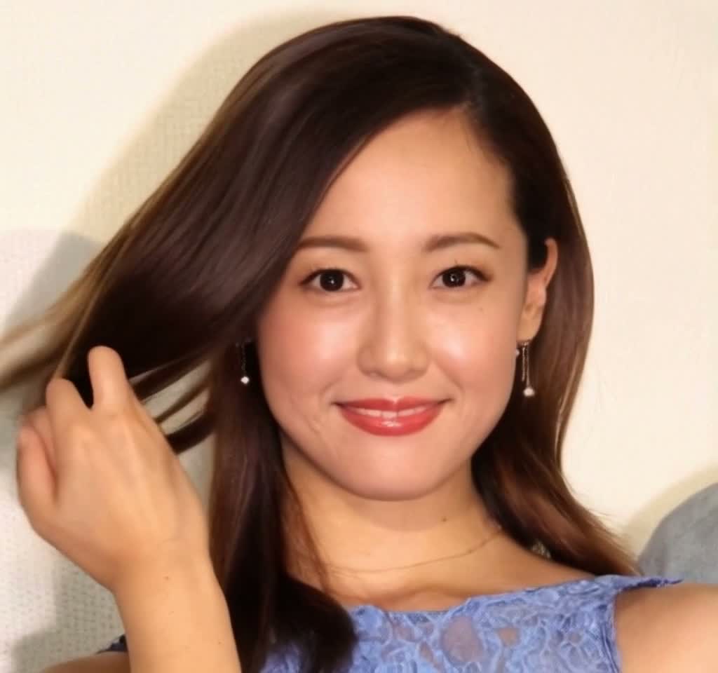 女性2